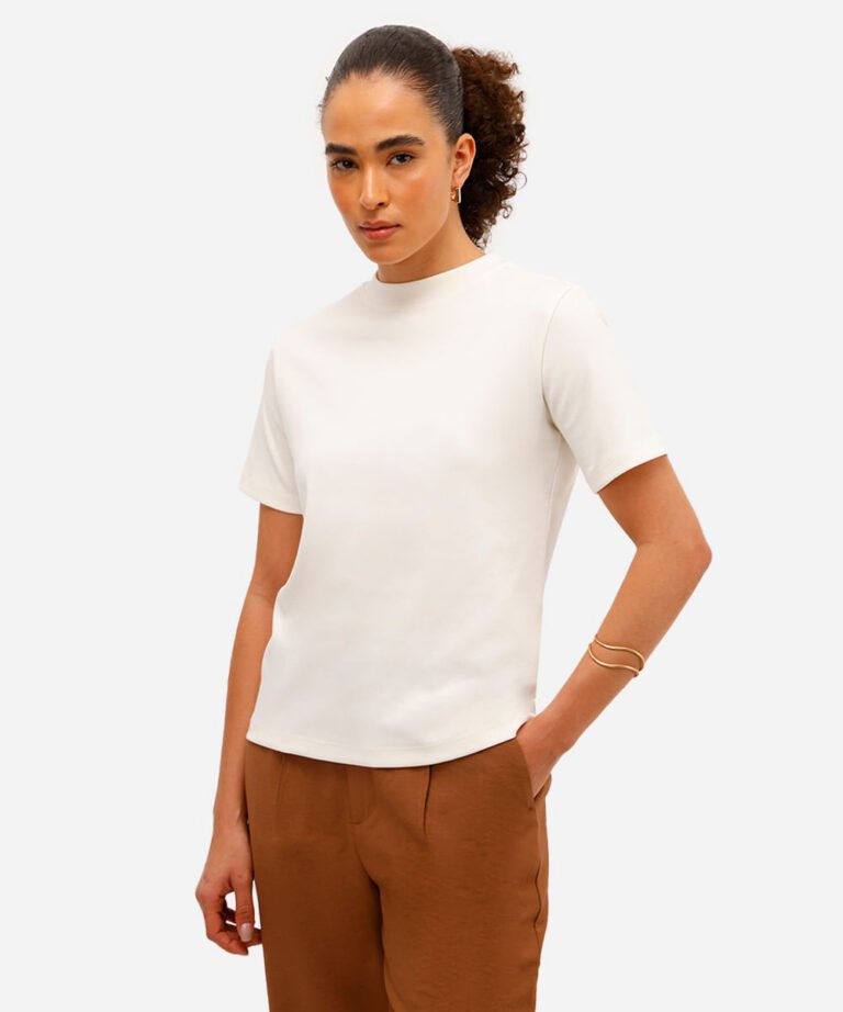 camiseta classic feminina de algodão peruano interlock off white
