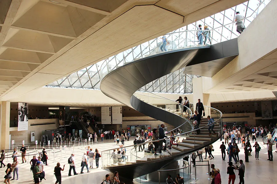 Museu do Louvre
